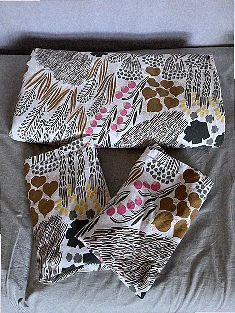 Marimekko Pieni Letto Full Queen Duvet Cover & 2 Shams Set 100% Cotton Floral