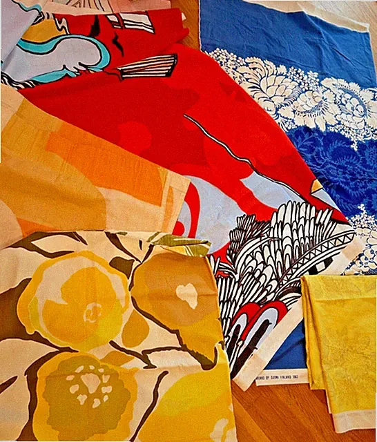vtg 60s + FABRIC LOT Ananas Kassiopeia Taskukello Marikangas mcm retro Marimekko